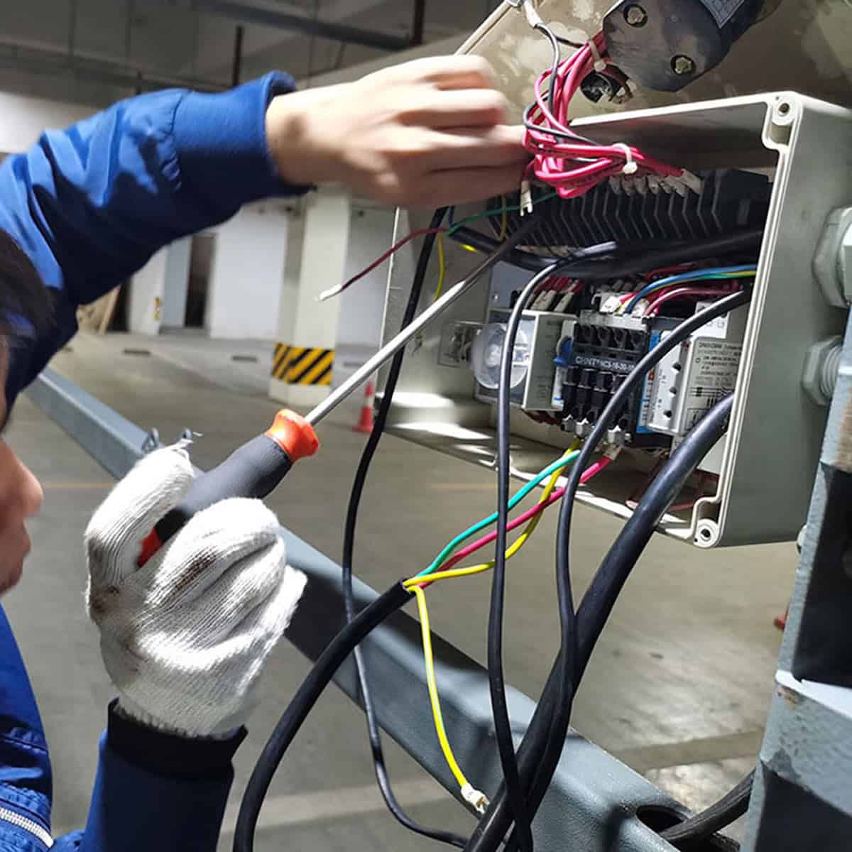 羅平橫移式機(jī)械車位拆除